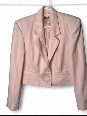 Vintage 90's Chorus Line Cropped Blazer Size 9 Made in Canada Pink